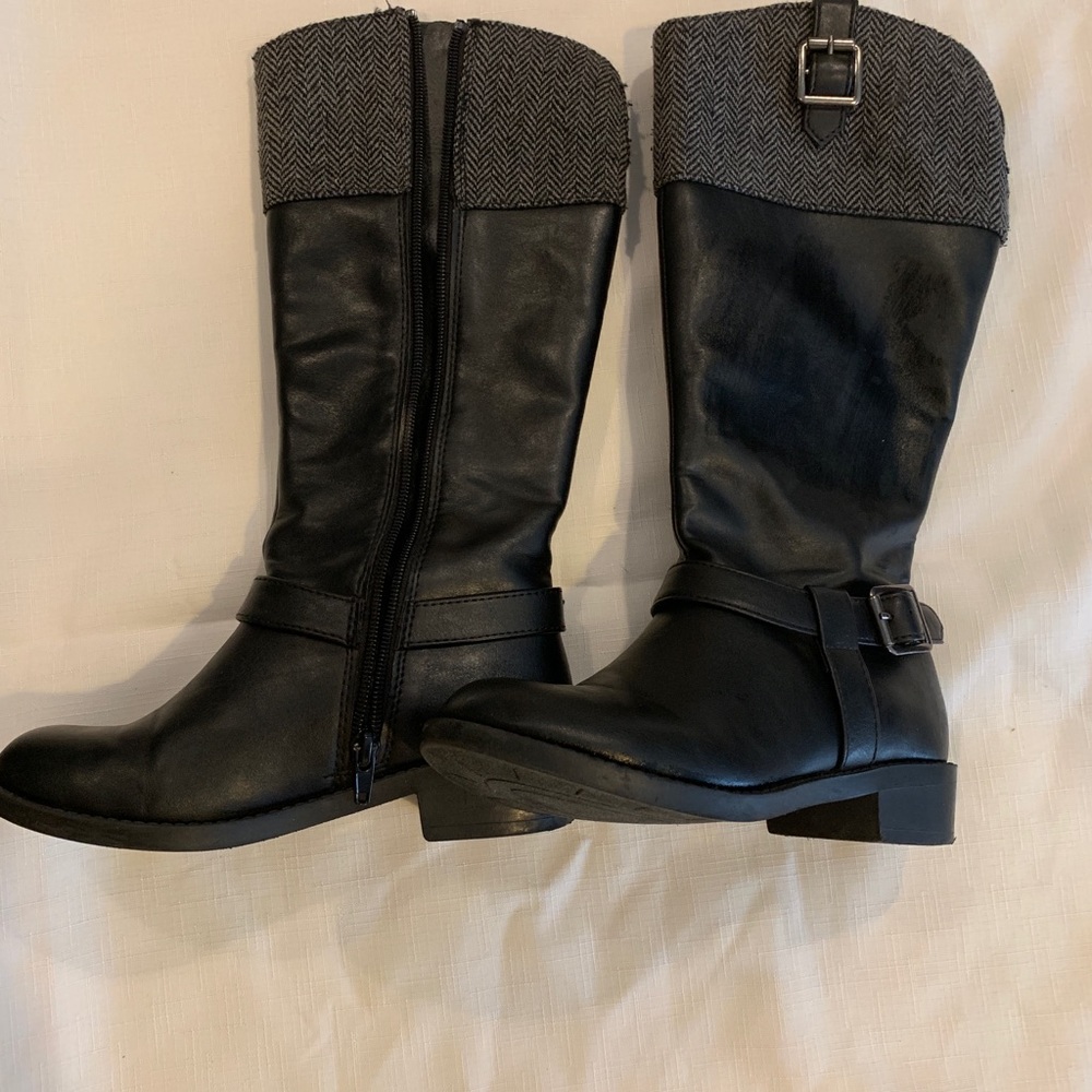 Girls Black Riding boots Size 1